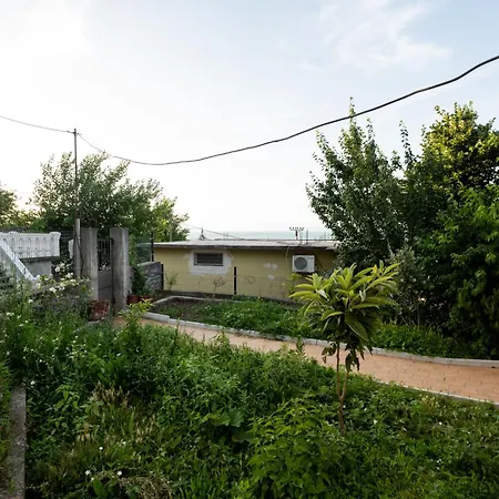 Natural Zogaj بيت للعطل *