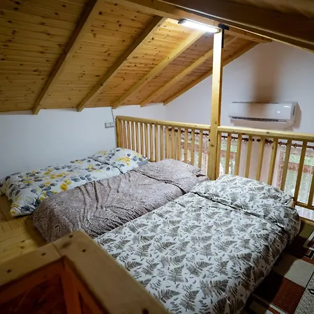 Semesterbostad Natural Zogaj